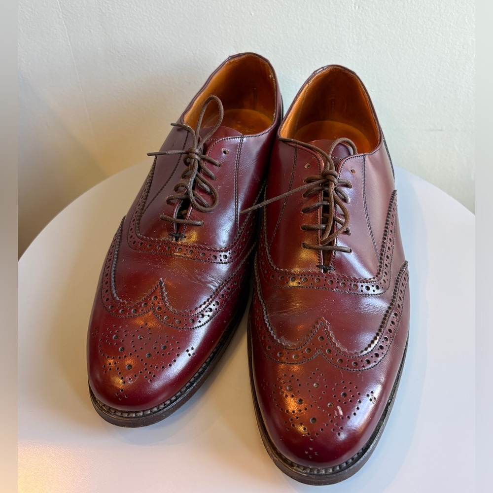 Vintage Royal Windsor by Grenson Leather Oxfords Wing Tip Brogue Style,  10.5 D